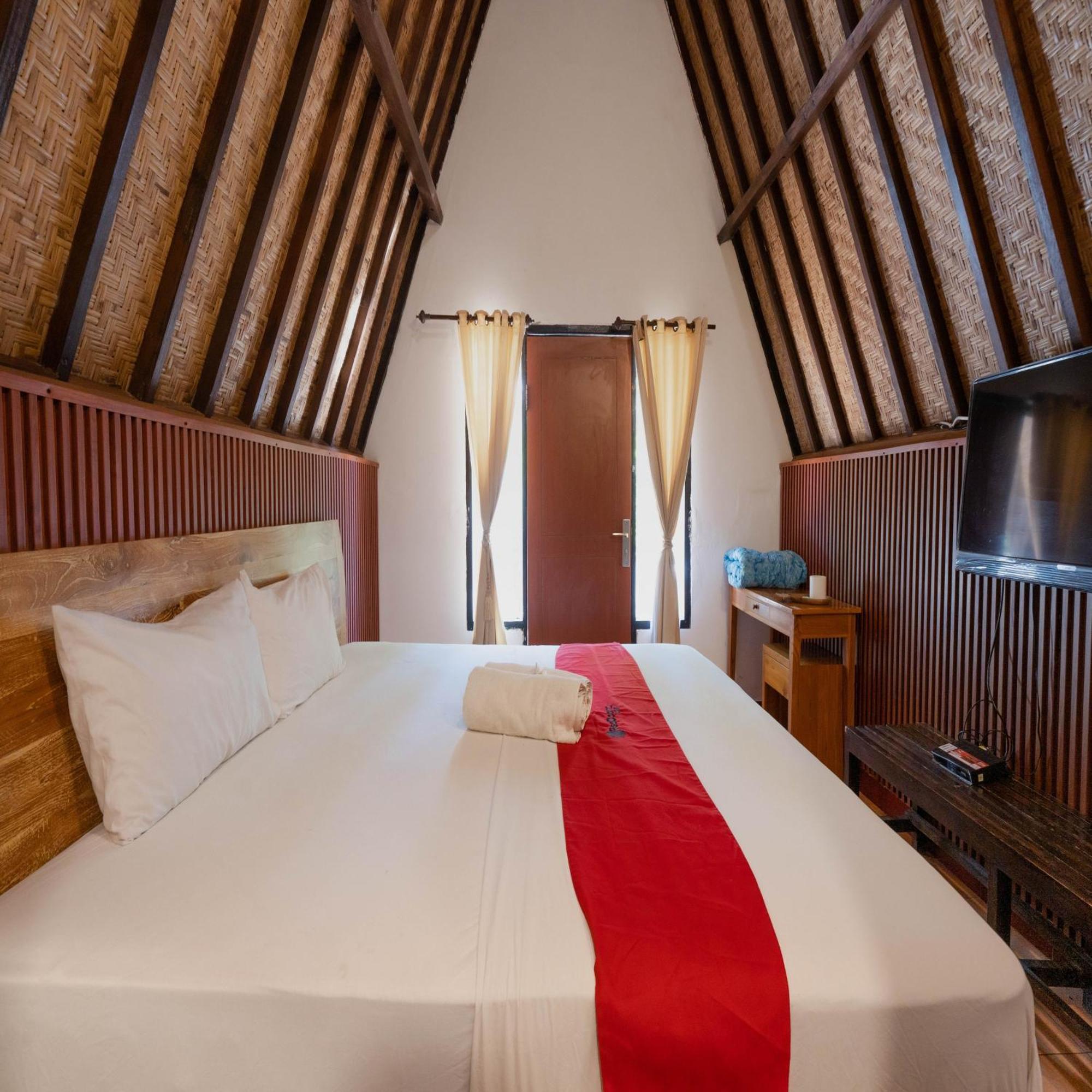 Reddoorz At Ocean 2 Gili Trawangan Ξενοδοχείο Εξωτερικό φωτογραφία